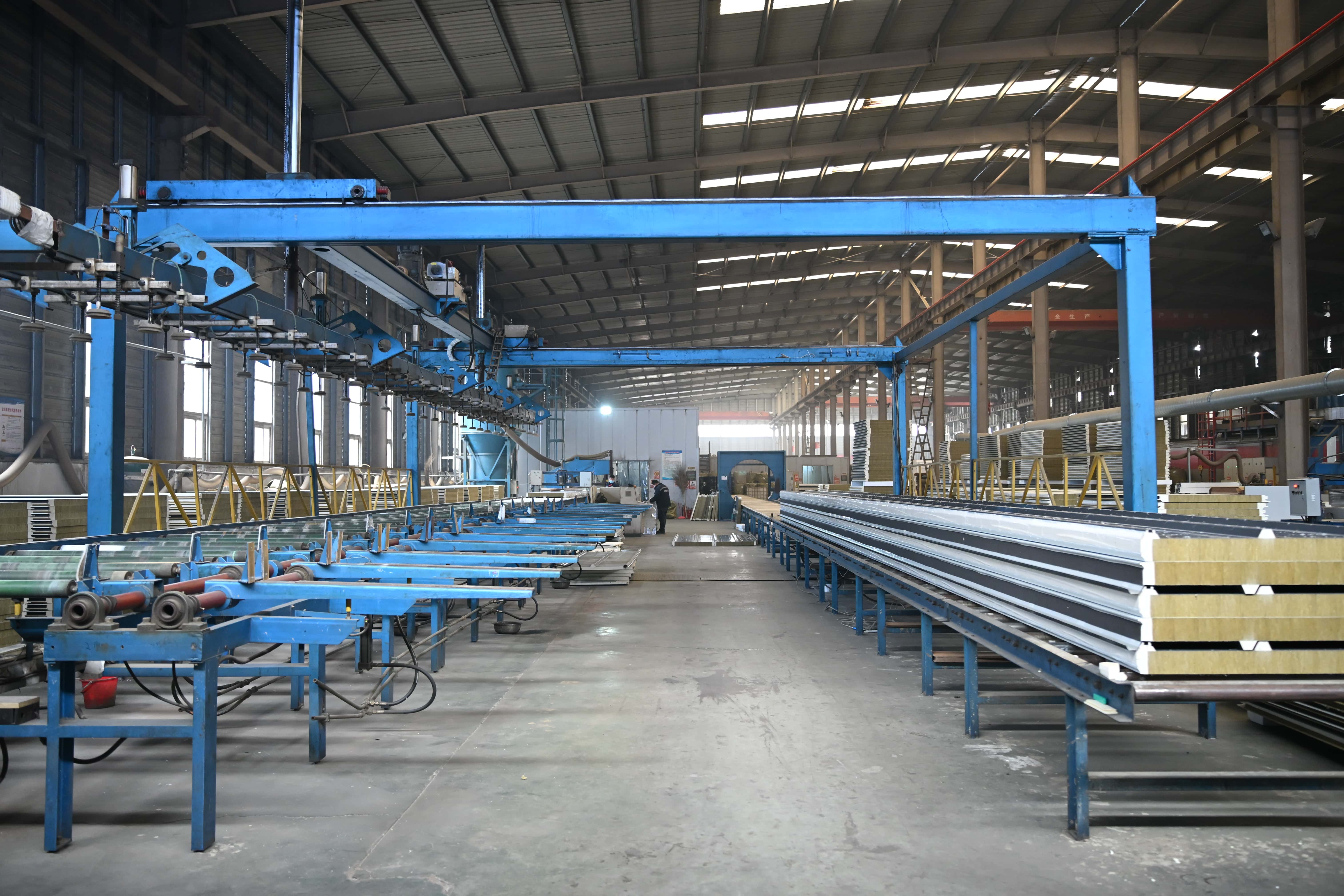 廠區(qū)生產(chǎn)掠影